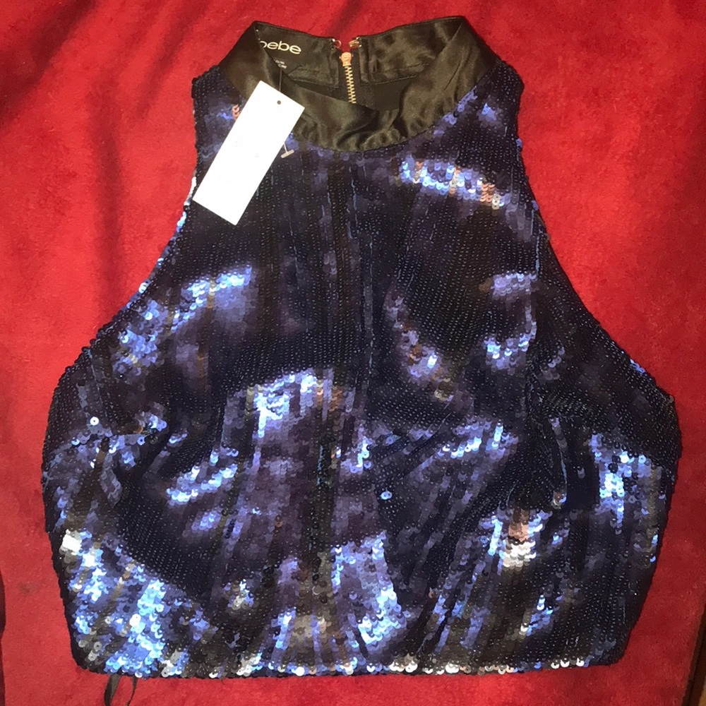 Sequence bebe crop top